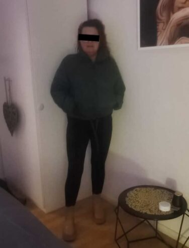 MILF 35 kann mit jedem Schwanz sehr gut umgehen!