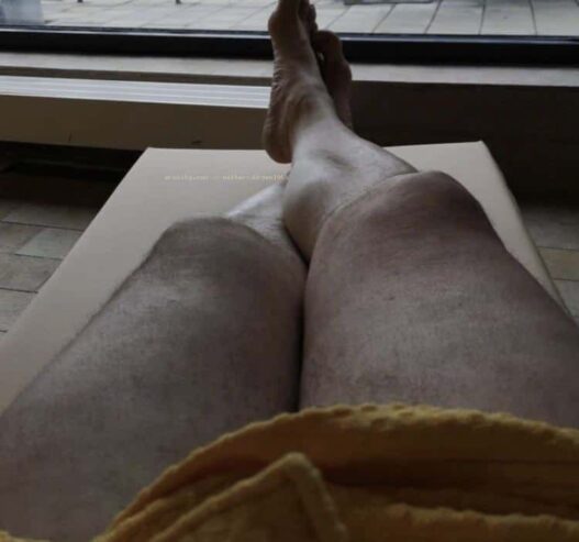 Creampiebull. Such Paar, Frau zur Fremdbesamung und Fremdschwängerung