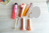 Paar vekauft  von ihr oder ihm benutzte Dildos