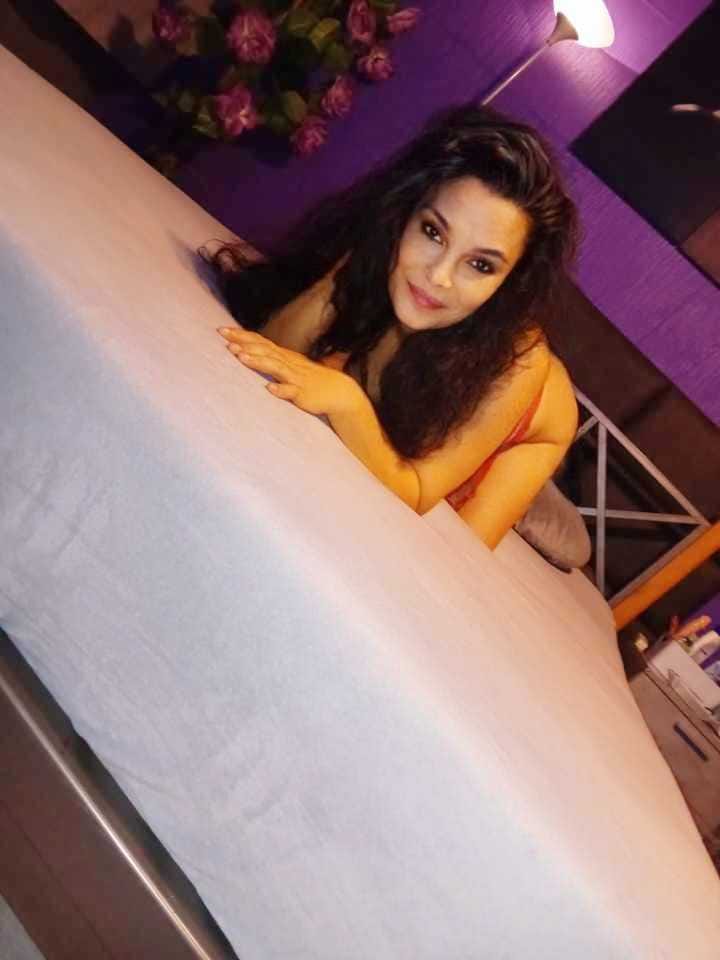 Feuriger Ungarischer Engel hat immer Lust