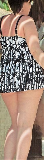 reife Ehefrau – Dreiloch Dame möchte gefickt werden