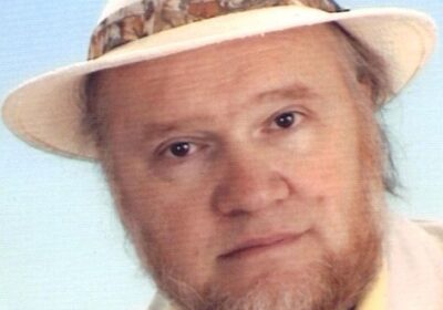 MyportraitSept08Rev3JPGFormat-1