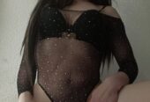 Larina macht Erotik Dates