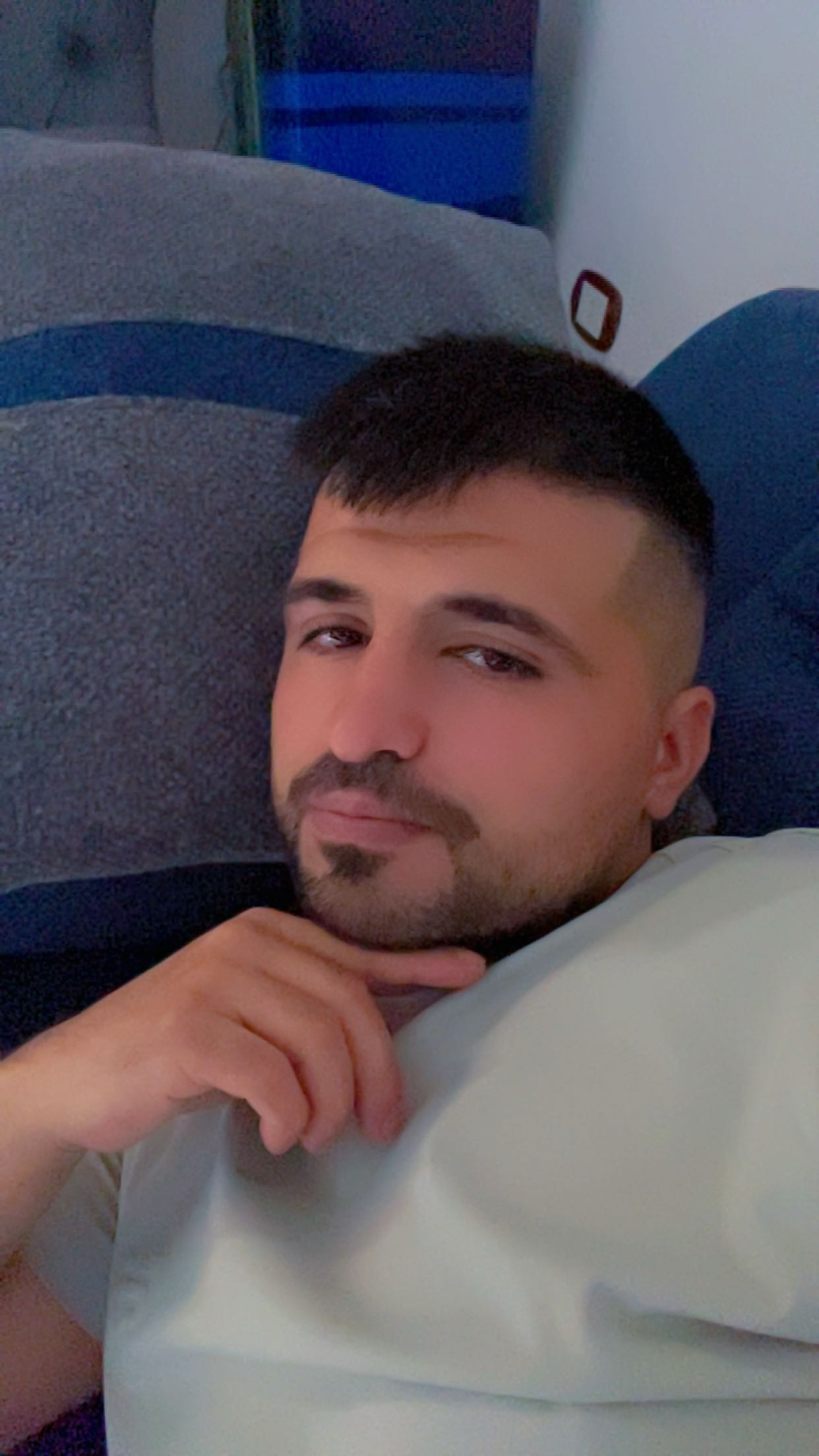 ich suche Frau oder Paar in Frankfurt am Main