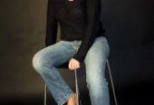 Deutsche Diana , mit einem hinreißenden Lächeln, süße 70 Jahre alt und nur für dich privat besuchbar.